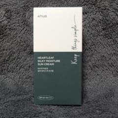 anua HEARTLEAF SILKY MOISTURE SUN CREAMのサムネイル