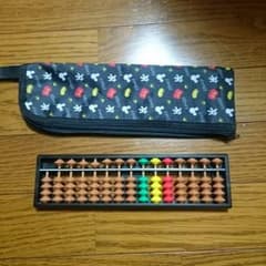 そろばん 初心者用 ケースつき。のサムネイル