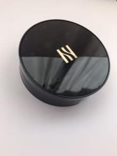 HERA ブラッククッション 17N1のサムネイル