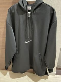 白タグ　ナイキ　NIKE ハーフジップパーカー/フーディ　刺繍センターロゴのサムネイル