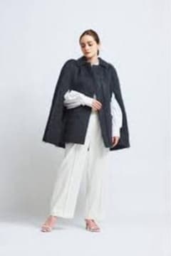 yori ヨリ　shirocon シャギーケープ　コート 値下げクリーニング済yoriヨリshiroconシロコンシャギーケープコート美