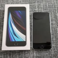 iPhone　se　第二世代128GB 本体のサムネイル