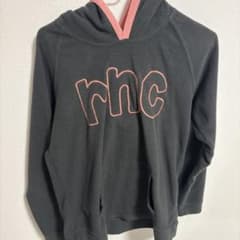 rough natural charm パーカー 黒とピンクのサムネイル