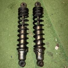 SHOWA バイク用 リアサスペンション 2本セット ③ - メルカリ