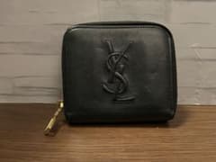 ✨新品未使用✨YSL イヴサンローラン 二つ折り財布 ブラックのサムネイル