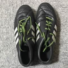 adidas サッカースパイクのサムネイル