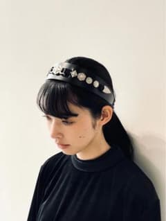 『TOGA』　LEATHER HEADBAND ブラックのサムネイル