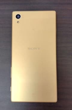 【本日限定値下げ！】XPERIA SOV32 ゴールドのサムネイル