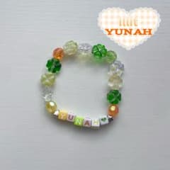 【ILLIT アイリット】YUNAH ユナ ビーズブレスレットのサムネイル