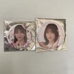 =LOVE 野口衣織 缶バッジ 2個セットのサムネイル