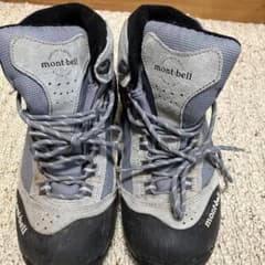 モンベル　登山靴のサムネイル