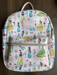 Disney プリンセス柄 ミニリュック　アメリカ購入　レディース　子供のサムネイル