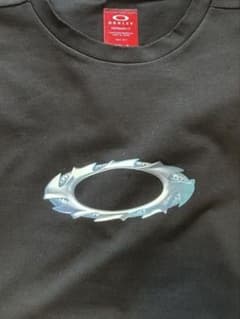希少00s 90s archive OAKLEY 赤タグ センターロゴ tシャツ - メルカリ