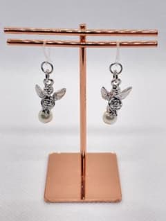 ハンドメイド　ピアス　天使モチーフのサムネイル