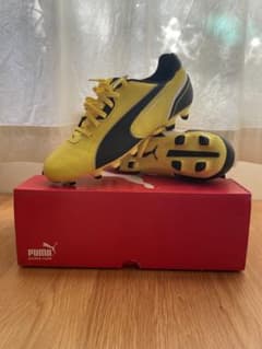 とも様専用　PUMA MOMENTTA 子供用スパイク　24cmのサムネイル