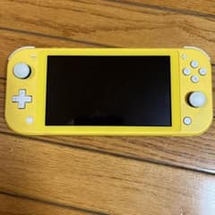 ジャンク品（水没）NINTENDO SWITCH LITEのサムネイル