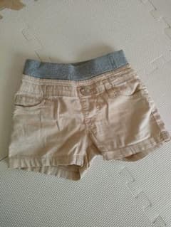 ベージュパンツのサムネイル