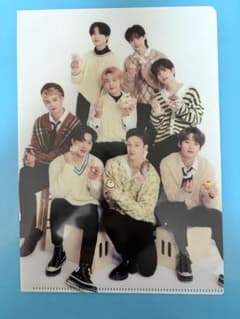 straykids クリアファイルのサムネイル