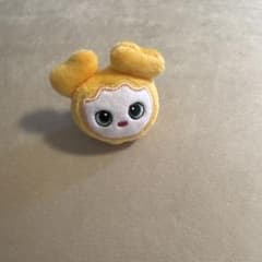 TWICE ラブリー ランダム ぬいぐるみリング ジヒョ ジブリー - メルカリ