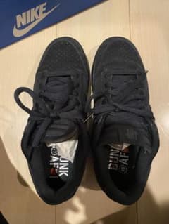 Nike Dunk Low SP undefeated DO9329-001のサムネイル