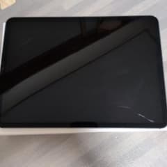 iPad Pro11インチ 第3世代128GB Cellular画面にひび割れのサムネイル