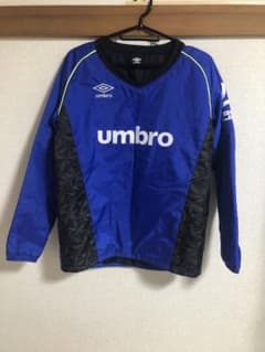 UMBRO ウェア ピステ 中綿入り 上下セットのサムネイル