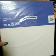 IKEAのボックスシーツ セミダブルのサムネイル
