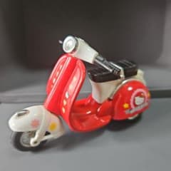 サンリオ　キティ　ベスパ　ミニバイク　フィギュア　美品 サンリオ キティ ベスパ ミニバイク フィギュア 美品 - メルカリ