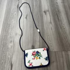 Lecott 花柄刺繍 ポーチセット　フェイラー　シェニール織 Lecott 花柄刺繍 ポーチセット フェイラー シェニール織