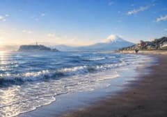 【イラスト】富士山と江の島を望む湘南海岸 アートポスターのサムネイル
