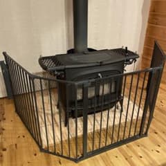 ベビーダン　ハースゲート　BabyDan 薪ストーブゲートのサムネイル