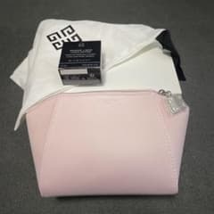 GIVENCHY ピンク ポーチ & ハイライターのサムネイル