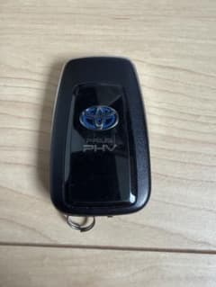 TOYOTA PRIUS PHV スマートキー 本体のサムネイル