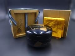 ウ258 棗『奥津一心斉作』『月に秋草鈴虫蒔絵 大棗 共箱』漆塗 茶道具