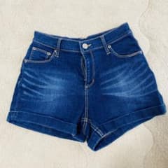 デニムショートパンツ ロールアップ インディゴブルー - メルカリ