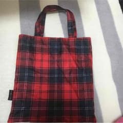 イーストボーイ 赤チェック バッグのサムネイル