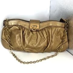 Y*I様 美品 フェラガモ チェーンミニバッグ ポシェット ゴールドのサムネイル