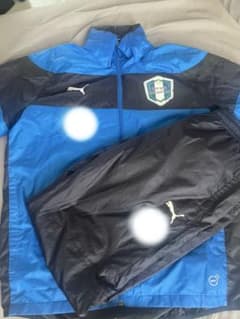 岡山学芸館高校サッカー部のPUMA製ピステ・ウインドブレーカー上下