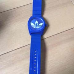 adidas 腕時計のサムネイル