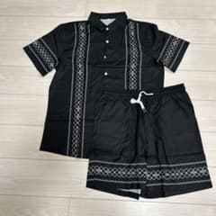 幾何学模様 半袖シャツ ショートパンツ セットアップ ブラック Lのサムネイル