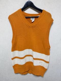90S OLD GAP ニットベスト　オレンジ 古着　Ｖネック　大判　雰囲気