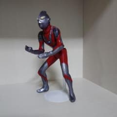 入手困難品　ヒカリトイズ　ウルトラマンAタイプ ソフビ 墓場の画廊 入手困難品 ヒカリトイズ ウルトラマンAタイプ ソフビ 墓場の画廊