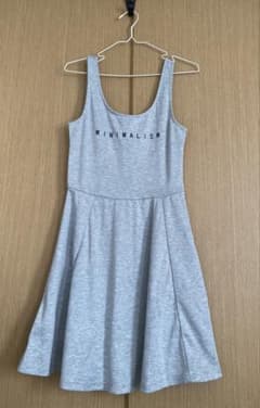 H&M ミニマリズム ノースリーブワンピース グレー EUR 36のサムネイル