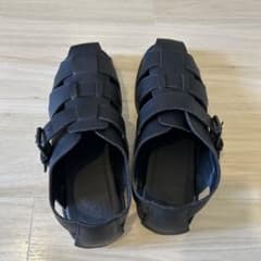 ZARA グルカサンダル ブラックのサムネイル