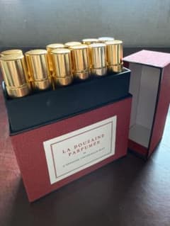 ビュリー 香水12種 箱付 La Douzaine Parfumée 残量あり ビュリー 香水12種 箱付 La Douzaine Parfumée 残量あり | Mercari