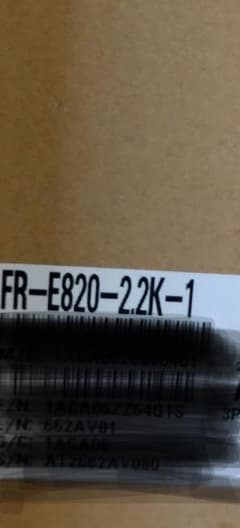 三菱電機 インバータ FR-E820-2.2K-1のサムネイル
