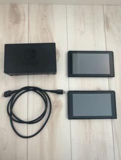 Nintendo Switch 本体 2台 ドック ケーブル SDカード付のサムネイル