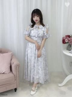 ♡ evelyn 花柄ワンピース ♡のサムネイル