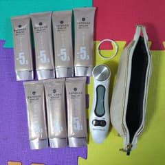 エステナード美顔器＆薬用ホワイトジェルのサムネイル