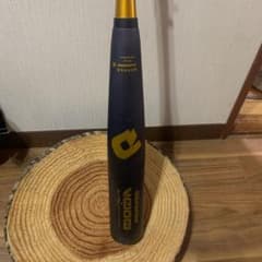 中学硬式野球バットのサムネイル
